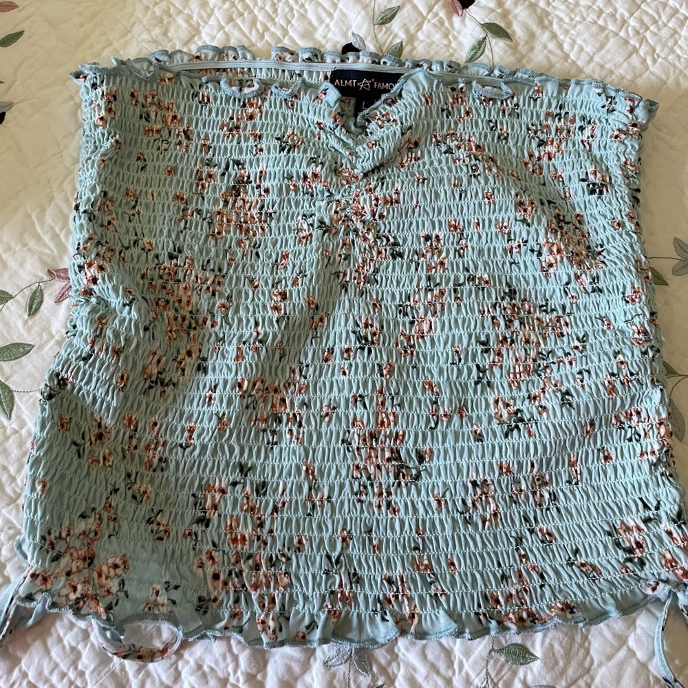 Crop top